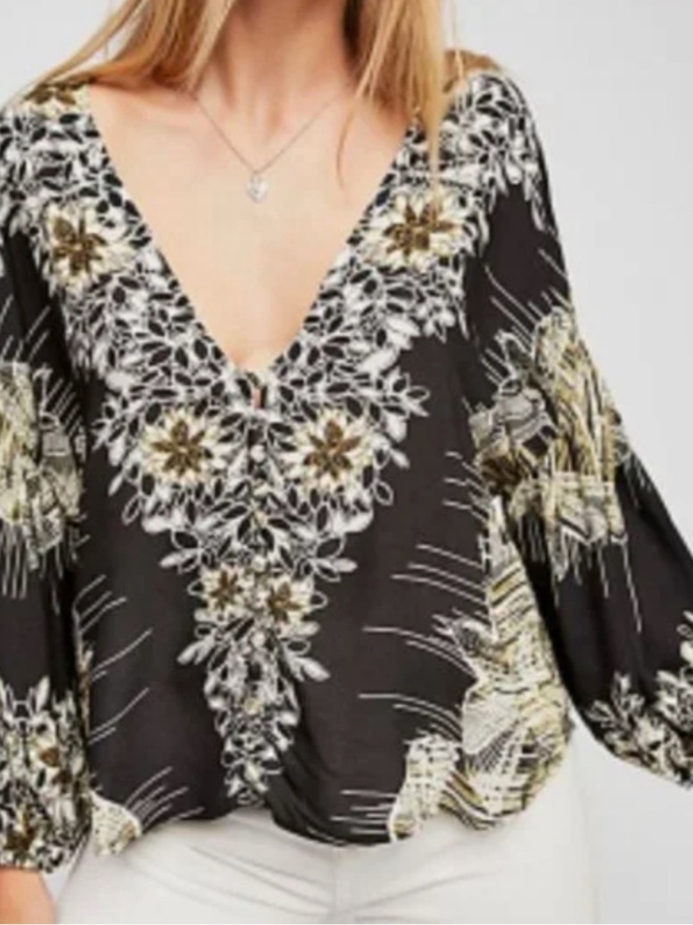 #1019 FREE PEOPLE Birds of a Feather Black V-Neck Floral Blouse